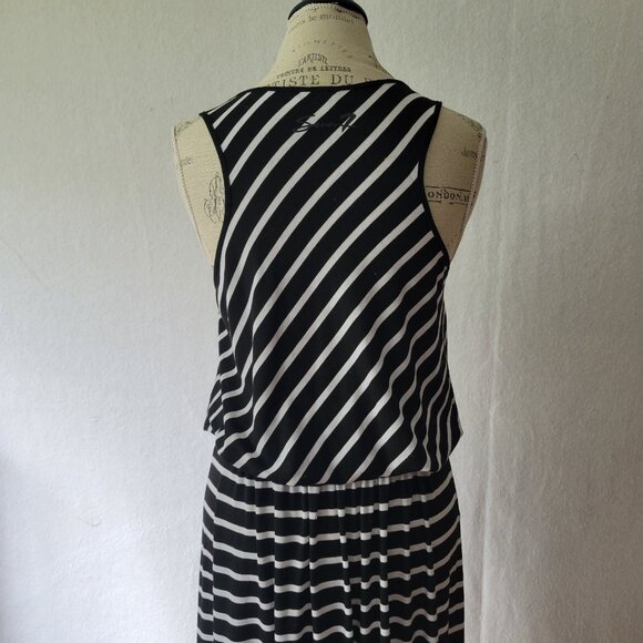 Summer Knit Maxi Dress by Seven7 - Picture 5 of 7